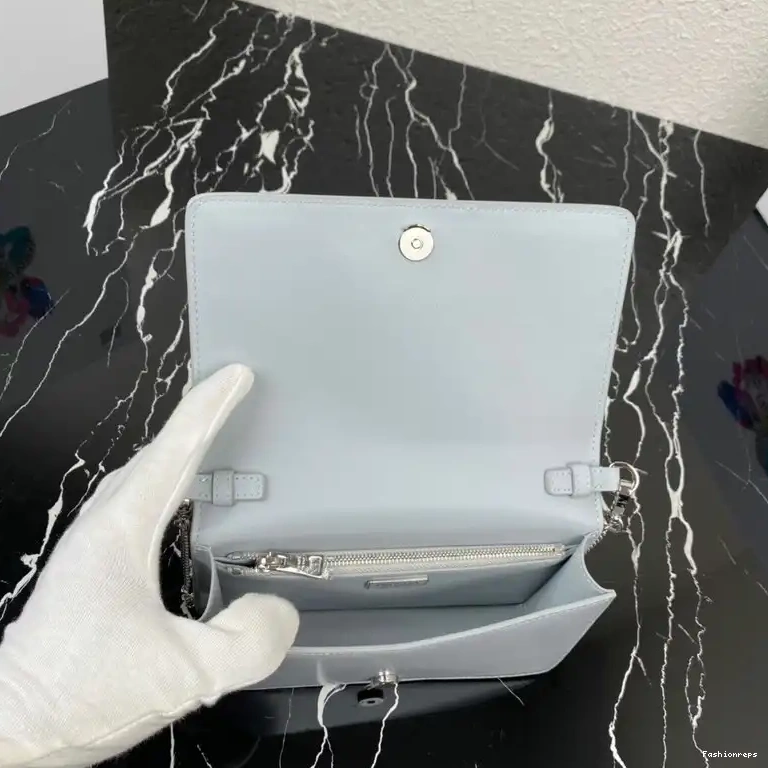Fashionrepsfam ru Bag 2109YA0140 Prada 0807